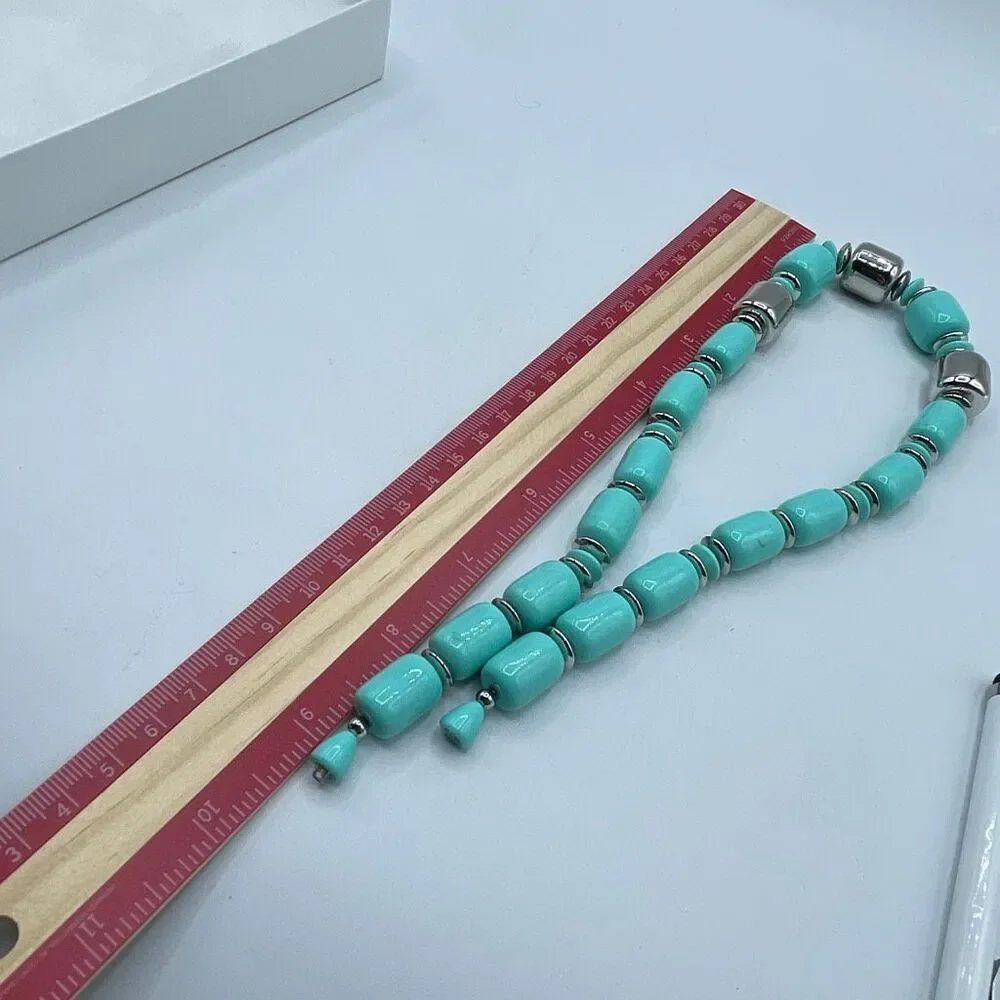 Vintage 1980’s acrylic silver & turquoise beaded necklace - Picture 5 of 7